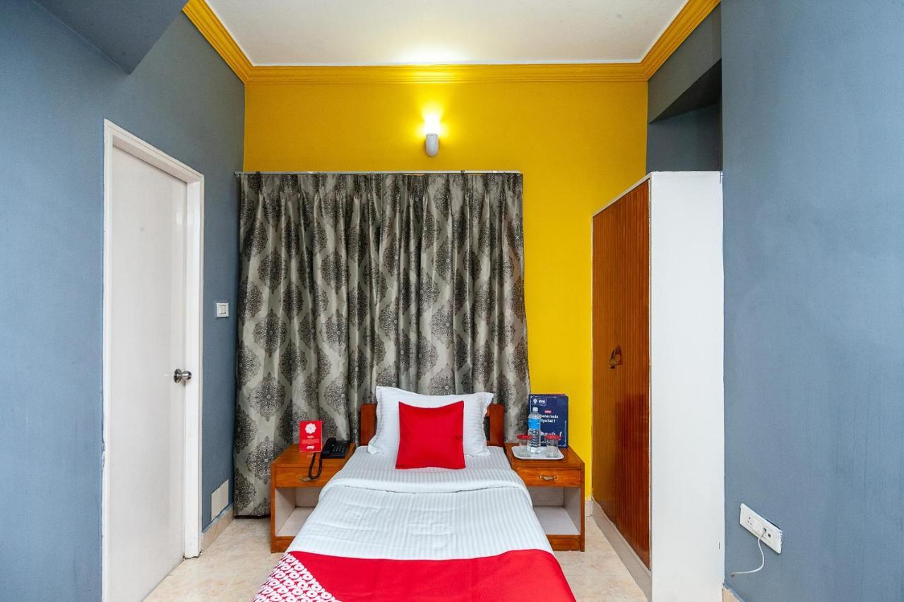 Hotel Manhattan Chennai Luaran gambar