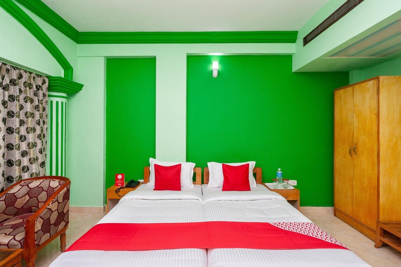 Hotel Manhattan Chennai Luaran gambar