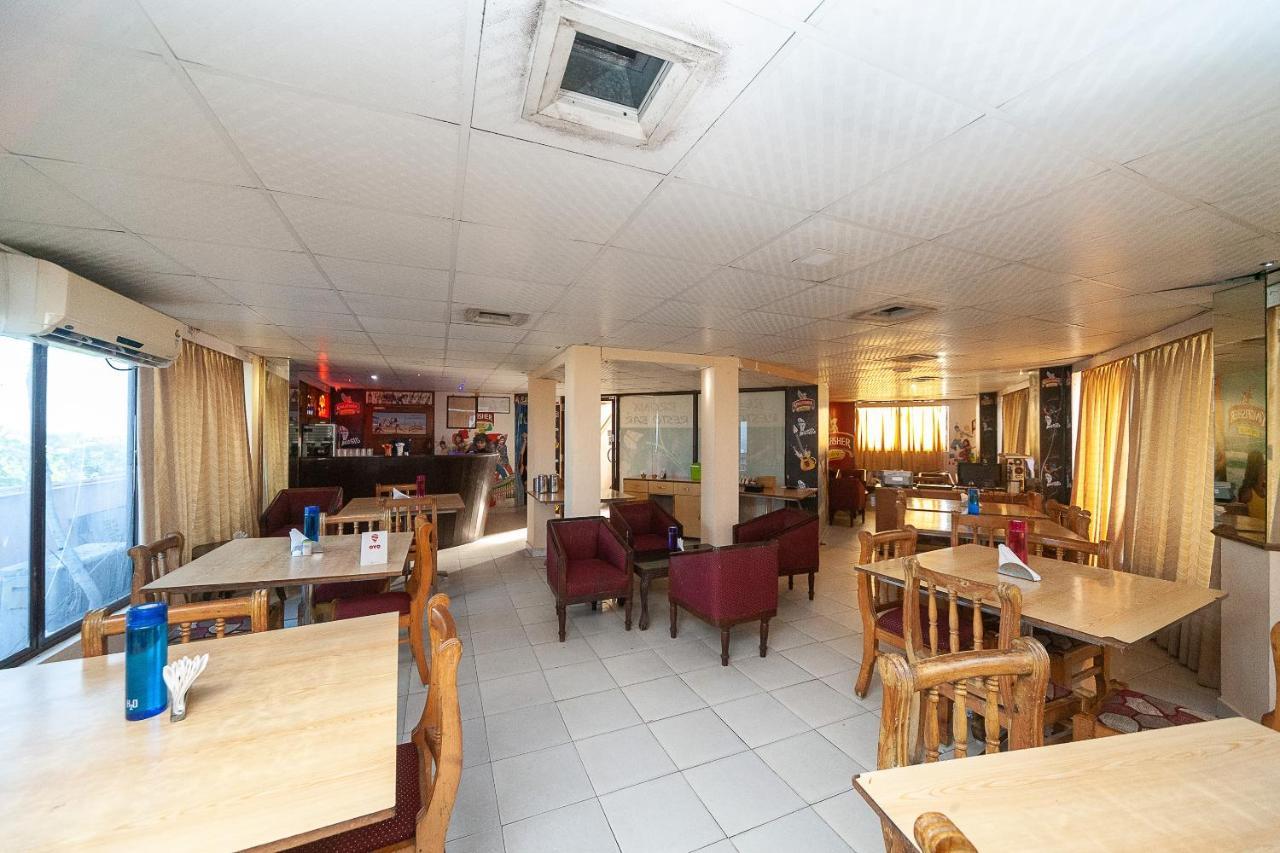 Hotel Manhattan Chennai Luaran gambar