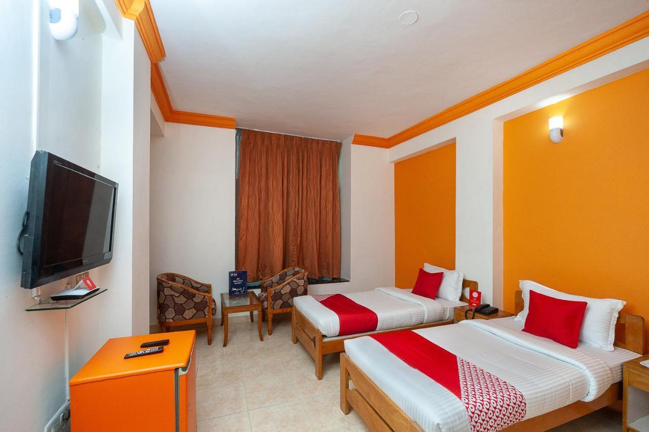 Hotel Manhattan Chennai Luaran gambar