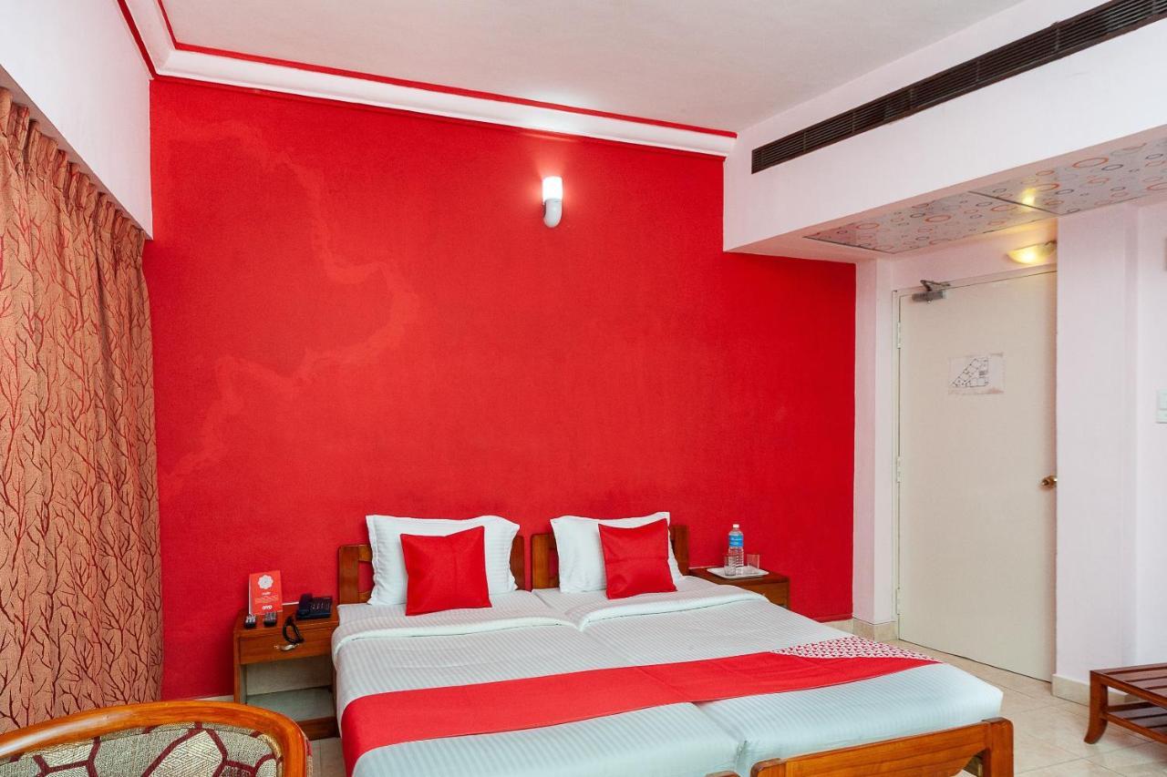 Hotel Manhattan Chennai Luaran gambar