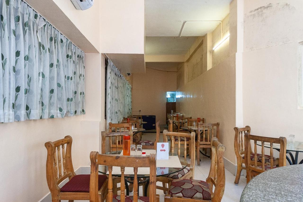 Hotel Manhattan Chennai Luaran gambar