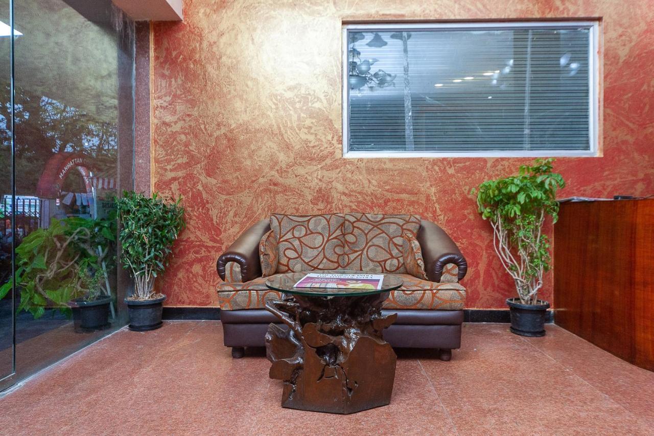 Hotel Manhattan Chennai Luaran gambar